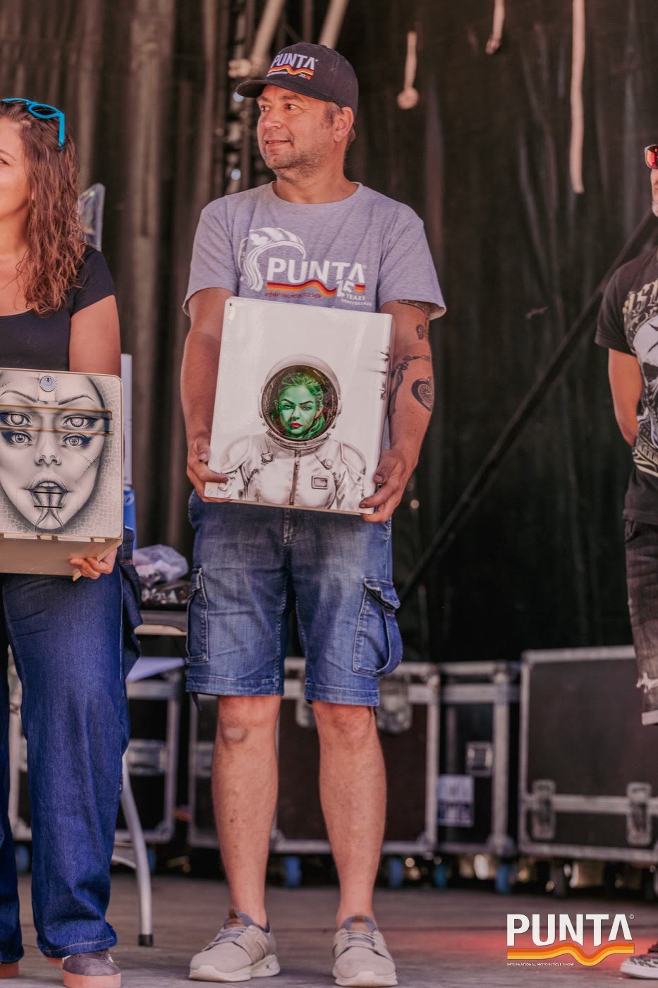Contest de painting à Punta, toiles et custom